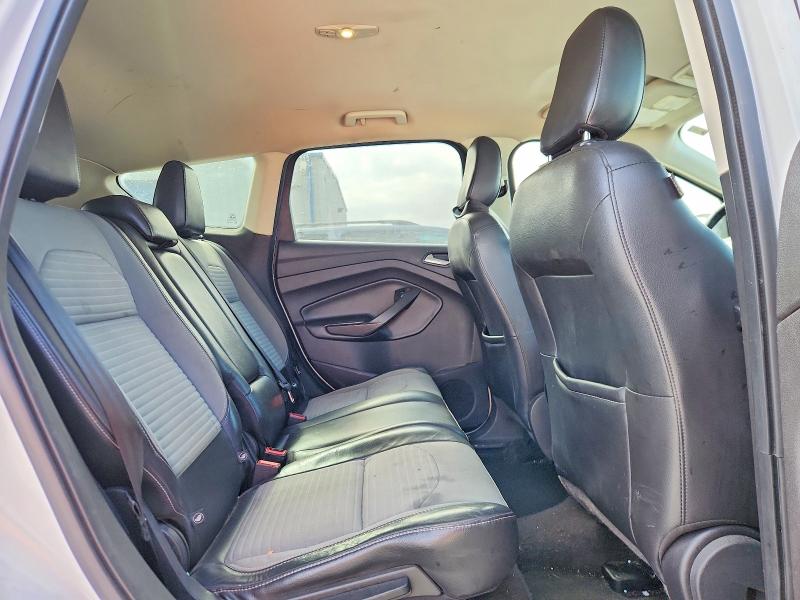 Photo 11 from auction – 2018 FORD ESCAPE with VIN 1FMCU9GD4JUA63476