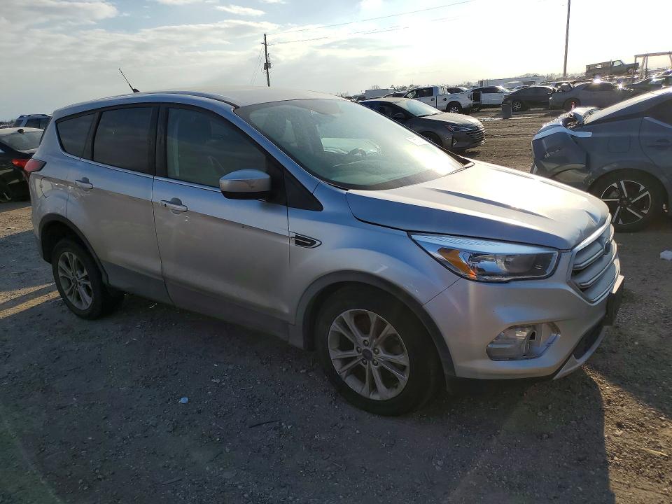 Photo 4 from auction – 2019 FORD ESCAPE with VIN 1FMCU9GD1KUB33422