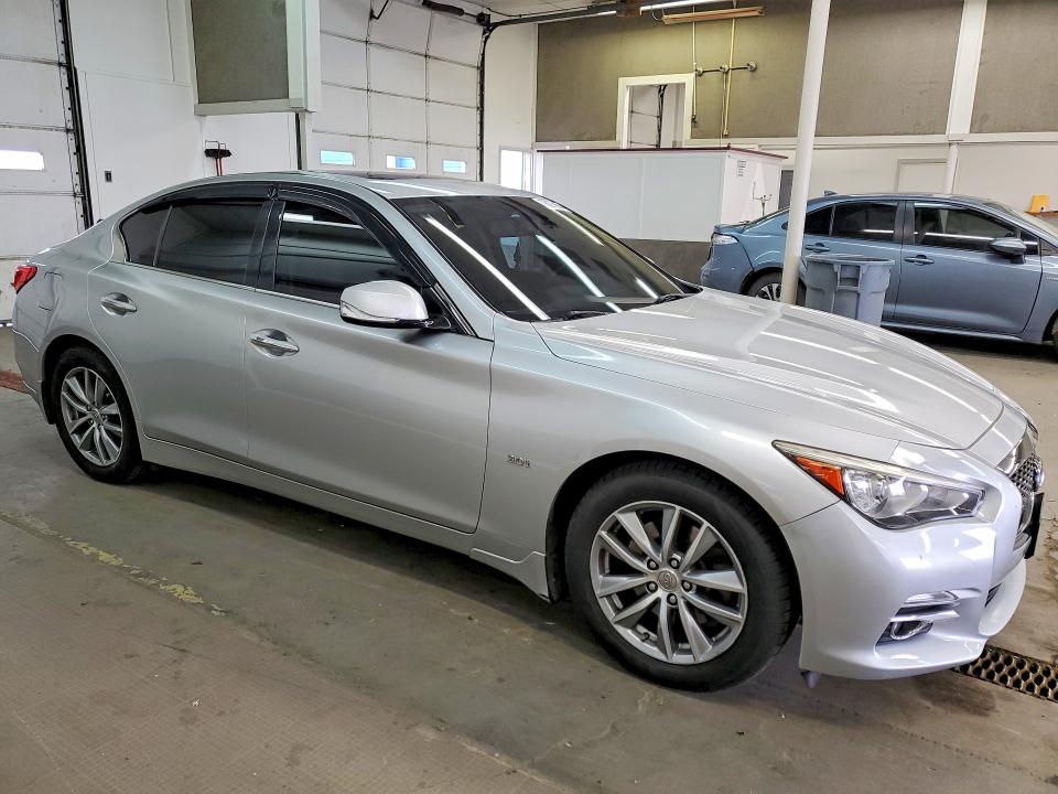 Photo 4 from auction – 2017 INFINITI Q50 with VIN JN1EV7AP4HM732845
