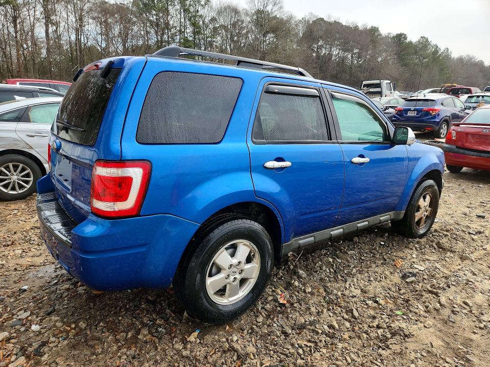 Photo 3 from auction – 2011 FORD ESCAPE XLT with VIN 1FMCU0D70BKA03797