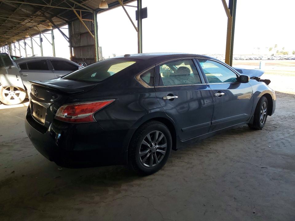 Photo 3 from auction – 2015 NISSAN ALTIMA 2.5 with VIN 1N4AL3AP8FC489978