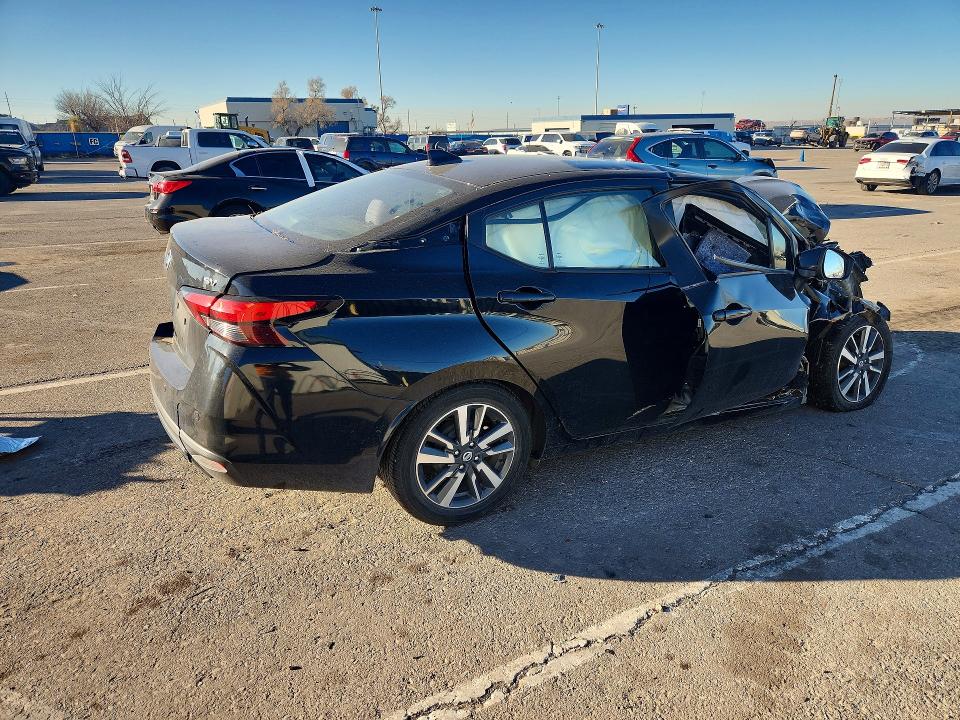 Photo 3 from auction – 2021 NISSAN VERSA with VIN 3N1CN8EV8ML881897