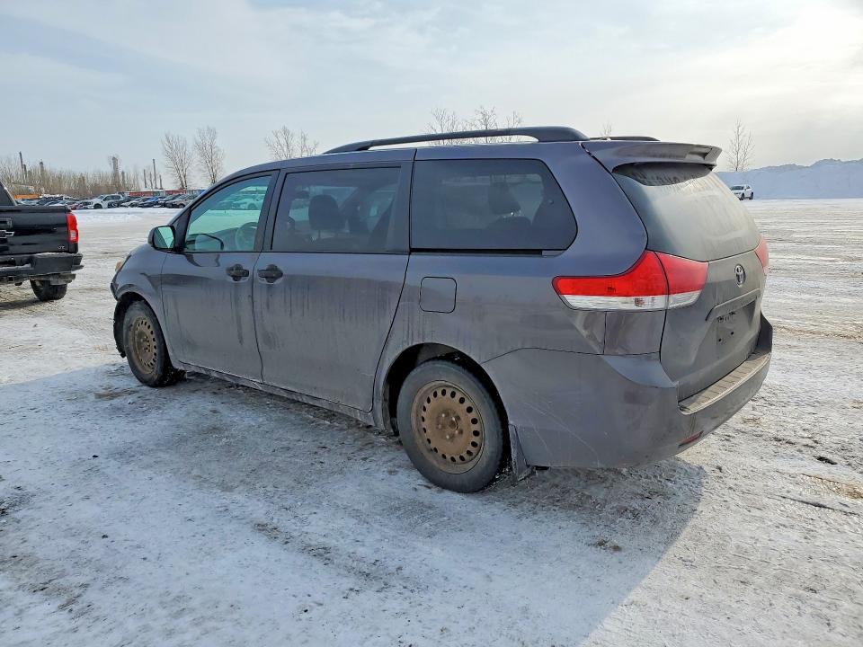 Photo 2 from auction – 2013 TOYOTA SIENNA with VIN 5TDZK3DC6DS390838
