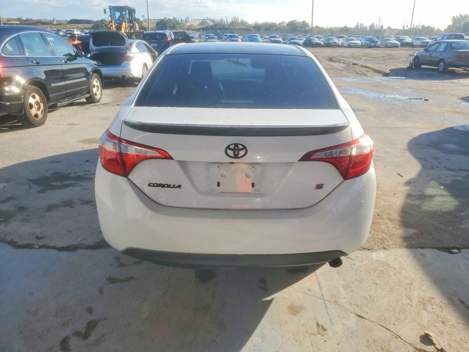Photo 6 from auction – 2014 TOYOTA COROLLA with VIN 2T1BURHE3EC097032