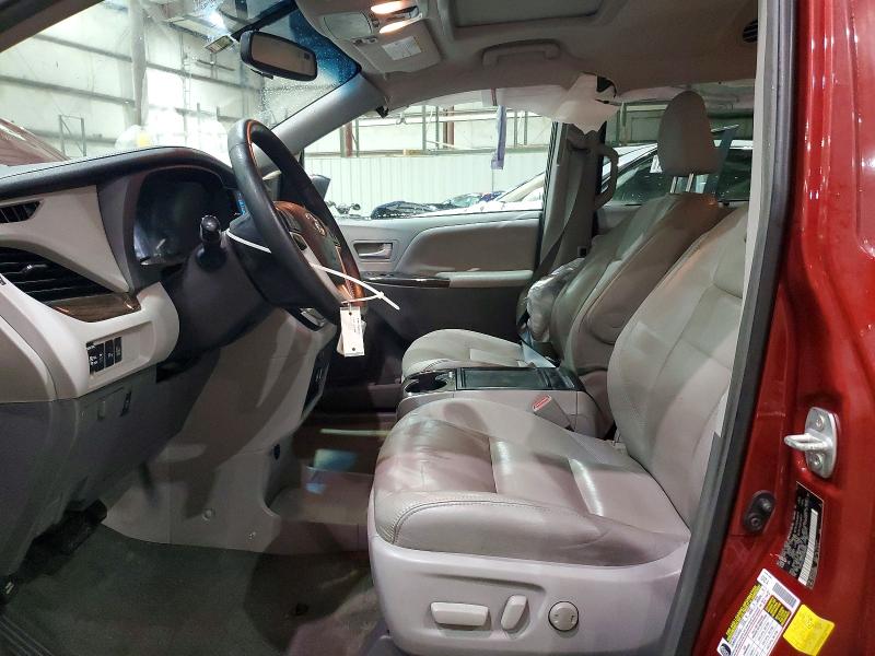 Фото 7 с аукциона – 2017 TOYOTA SIENNA XLE с VIN 5TDYZ3DC2HS899662