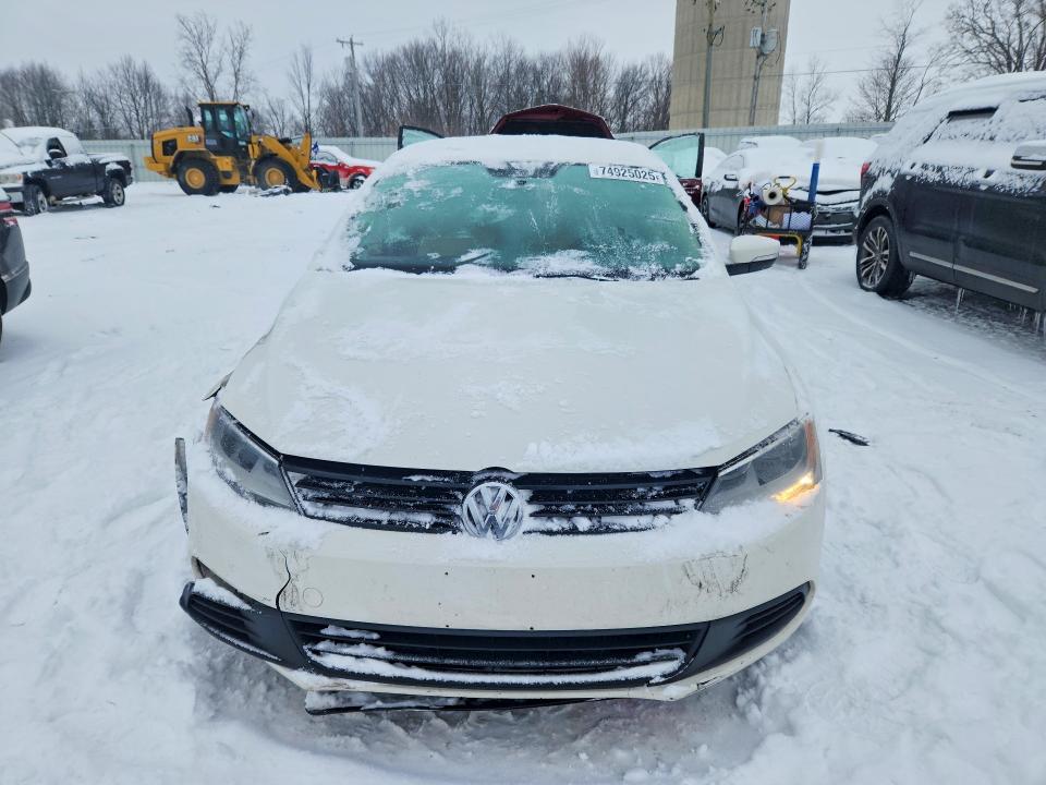 Photo 5 from auction – 2011 VOLKSWAGEN JETTA SE with VIN 3VWDZ7AJ7BM381608