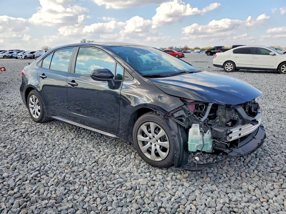 Photo 4 from auction – 2022 TOYOTA COROLLA with VIN 5YFEPMAE4NP370559