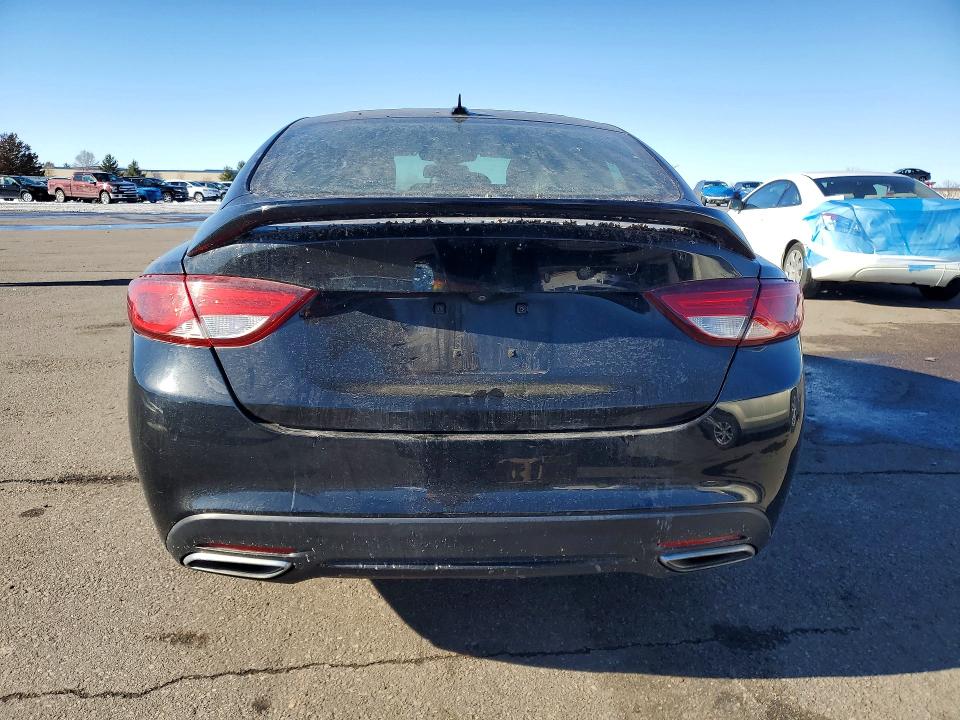 Photo 6 from auction – 2015 CHRYSLER 200 with VIN 1C3CCCBG1FN580911
