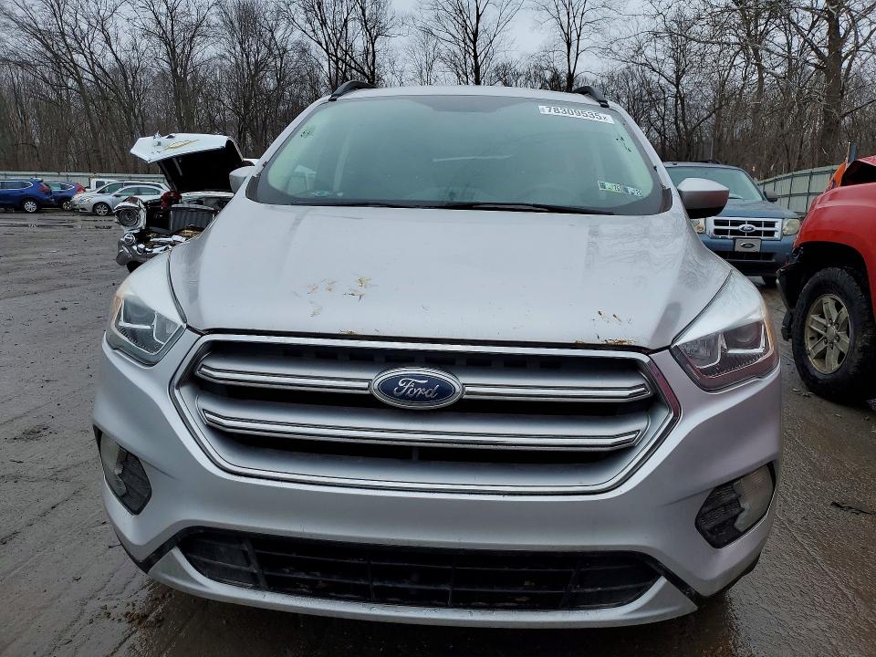 Photo 5 from auction – 2017 FORD ESCAPE with VIN 1FMCU0GD6HUA21901