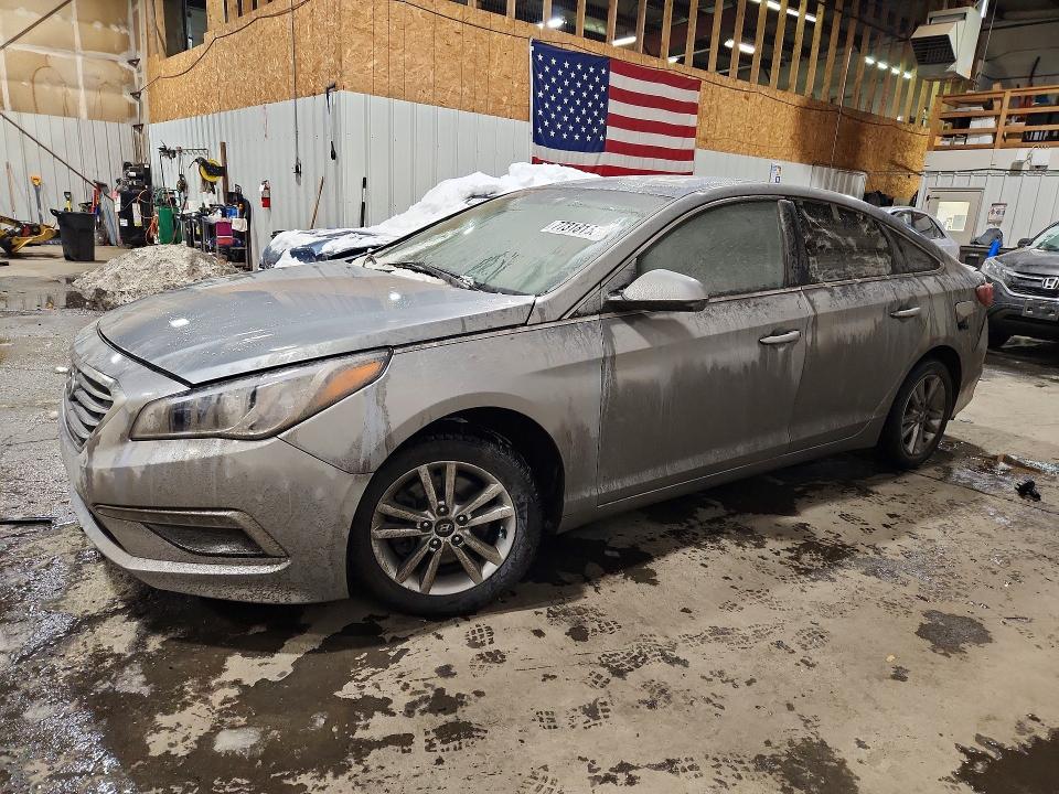 Photo 1 from auction – 2015 HYUNDAI SONATA SE with VIN 5NPE24AF1FH188663