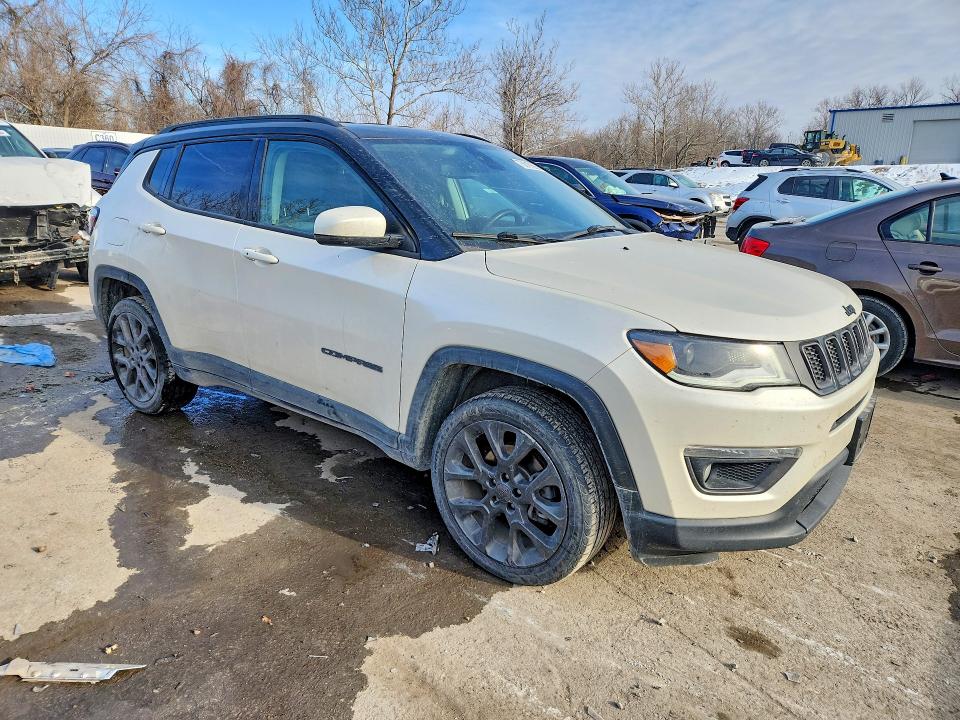 Photo 4 from auction – 2019 JEEP COMPASS with VIN 3C4NJDCB9KT669901
