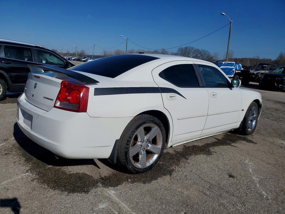 Снимка 3 от търг – 2010 DODGE CHARGER с VIN 2B3CA9CV6AH288109