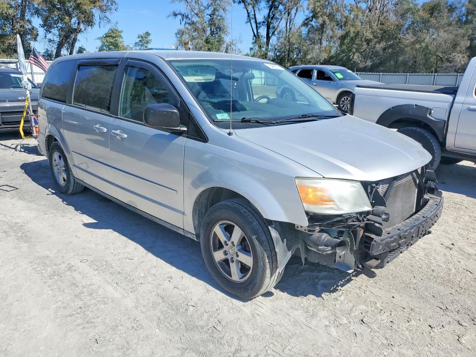 Photo 4 from auction – 2009 DODGE GRAND CARA with VIN 2D8HN44EX9R617752