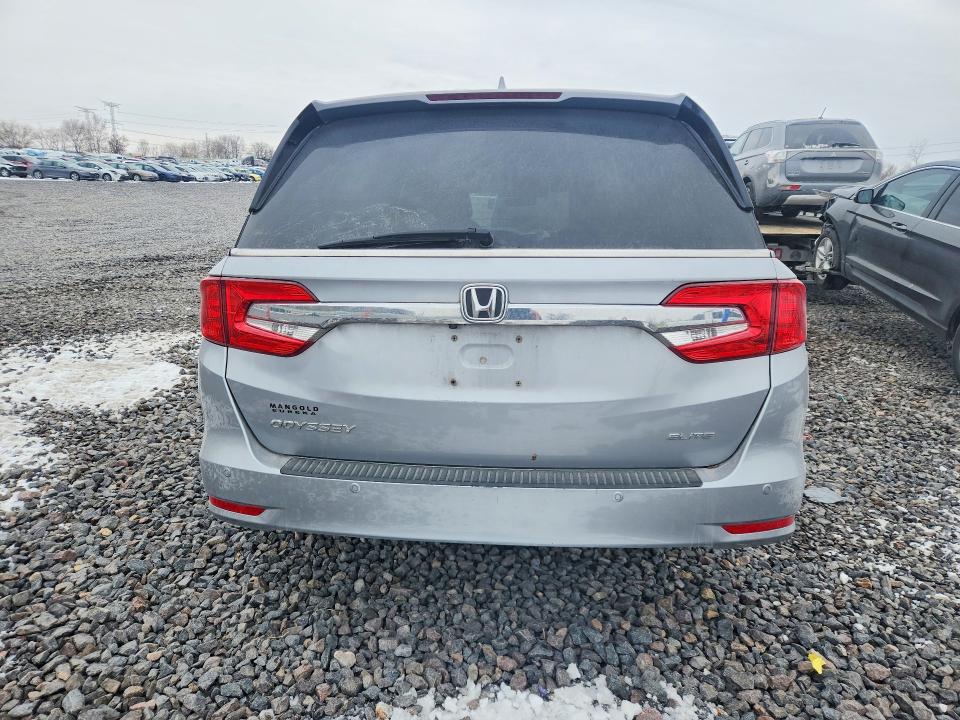 Photo 6 from auction – 2018 HONDA ODYSSEY with VIN 5FNRL6H94JB051069