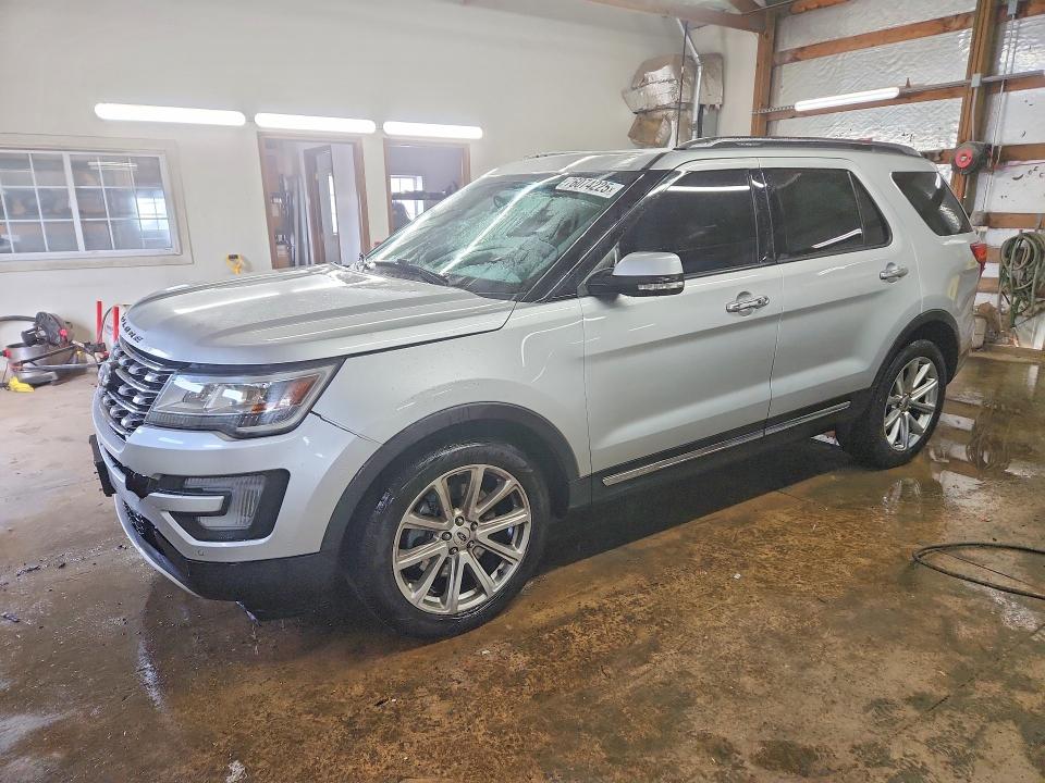 FORD EXPLORER L 2017 with VIN 1FM5K7F85HGA53913 - Photo from auction