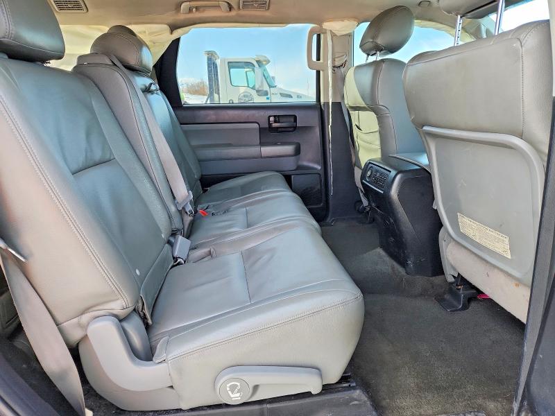 Photo 11 from auction – 2013 TOYOTA SEQUOIA with VIN 5TDZY5G18DS044701