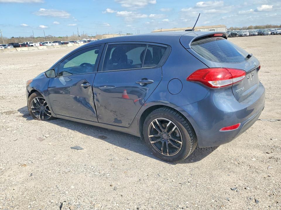 Photo 2 from auction – 2016 KIA FORTE with VIN KNAFK5A86G5547242