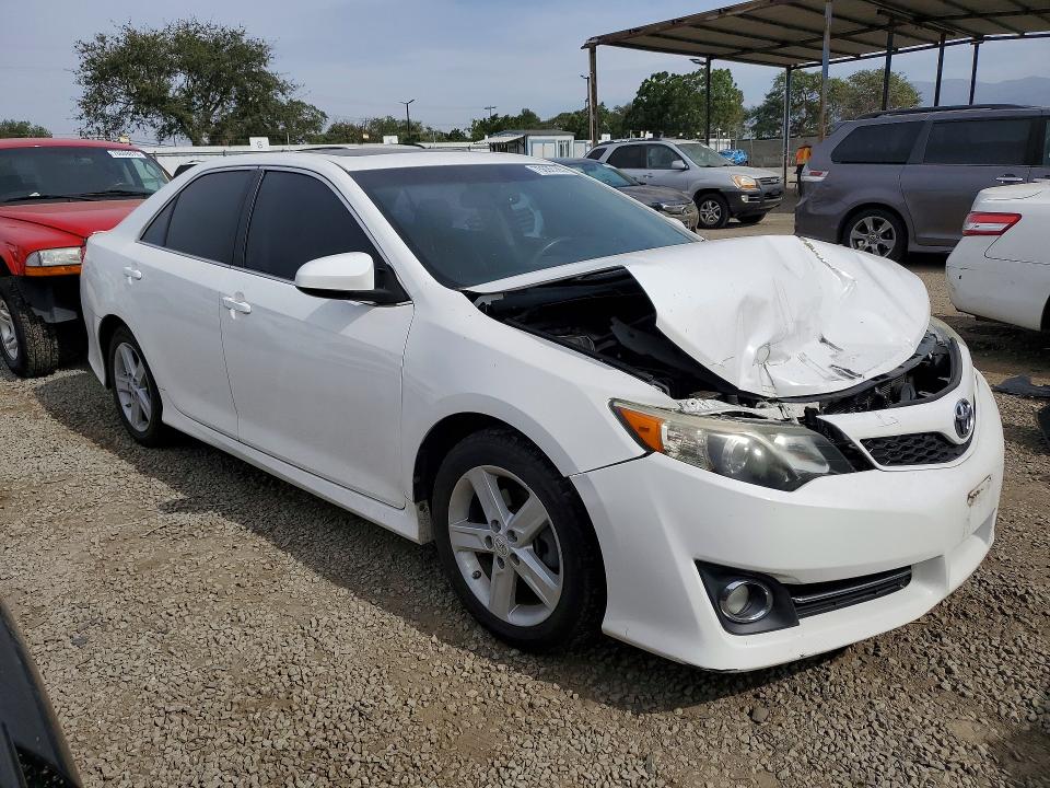Photo 4 from auction – 2012 TOYOTA CAMRY BASE with VIN 4T1BF1FK5CU565942