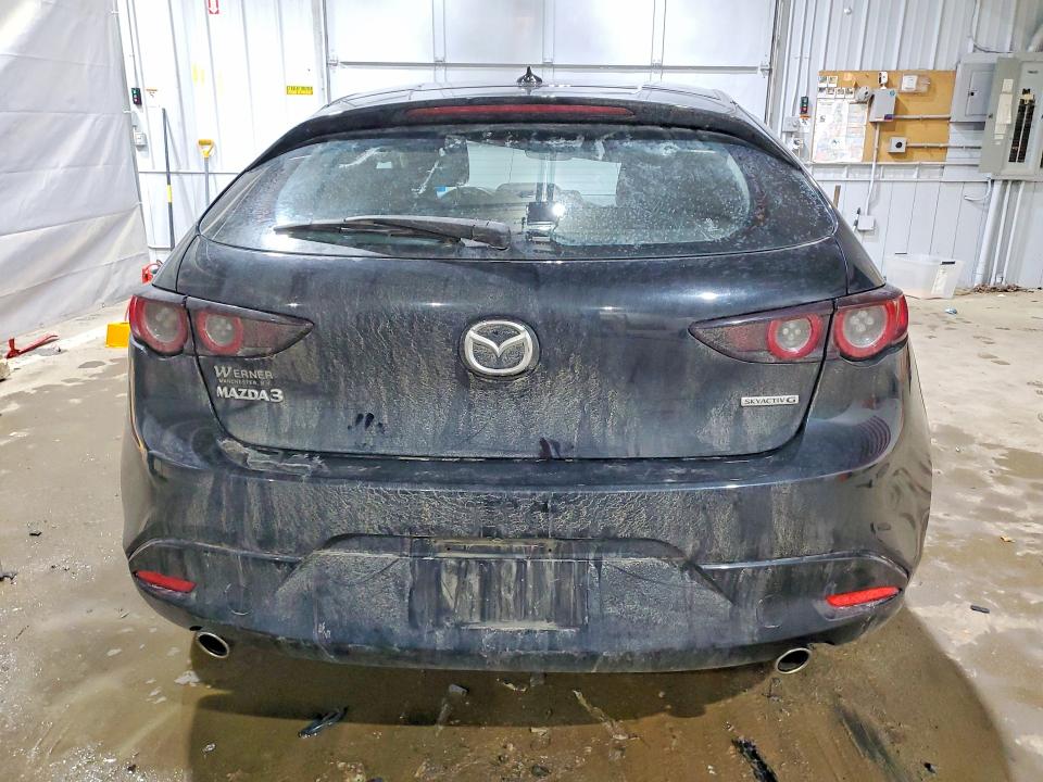 Photo 6 from auction – 2019 MAZDA 3 with VIN JM1BPALM1K1106141