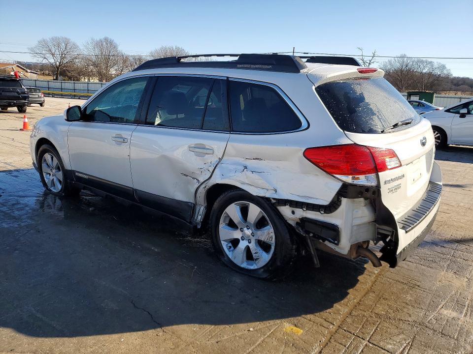 Photo 2 from auction – 2011 SUBARU OUTBACK 2. with VIN 4S4BRBCC2B3356995