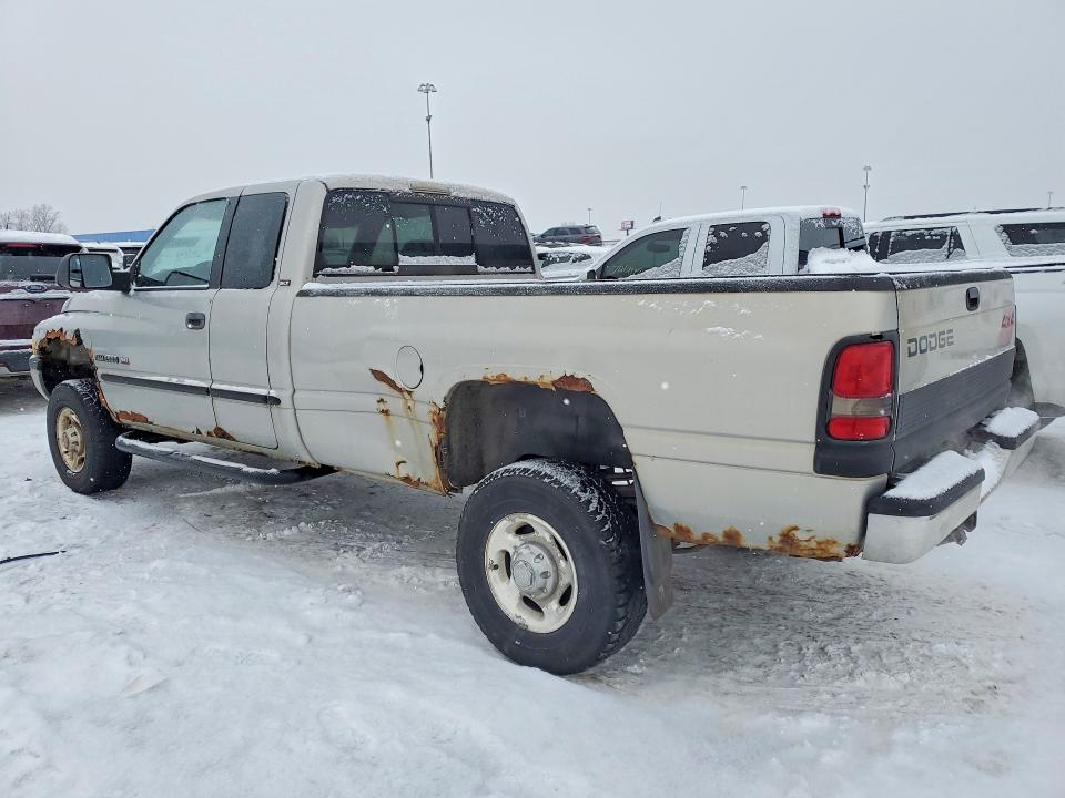 Photo 2 from auction – 2000 DODGE RAM 2500 with VIN 1B7KF23Z9YJ149350
