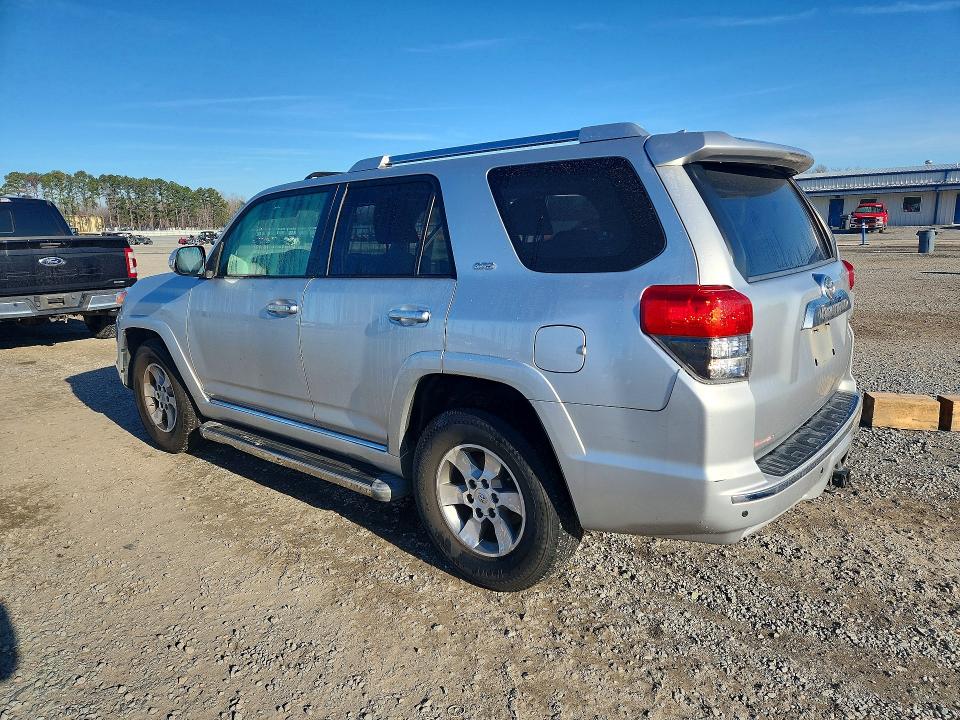 Photo 2 from auction – 2011 TOYOTA 4RUNNER with VIN JTEZU5JR9B5015975
