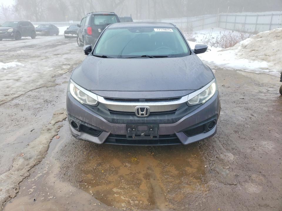 Photo 5 from auction – 2018 HONDA CIVIC with VIN 2HGFC2F66JH017814