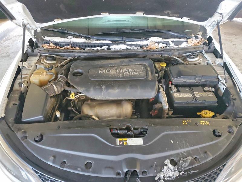 Photo 11 from auction – 2015 CHRYSLER 200 with VIN 1C3CCCAB5FN541910