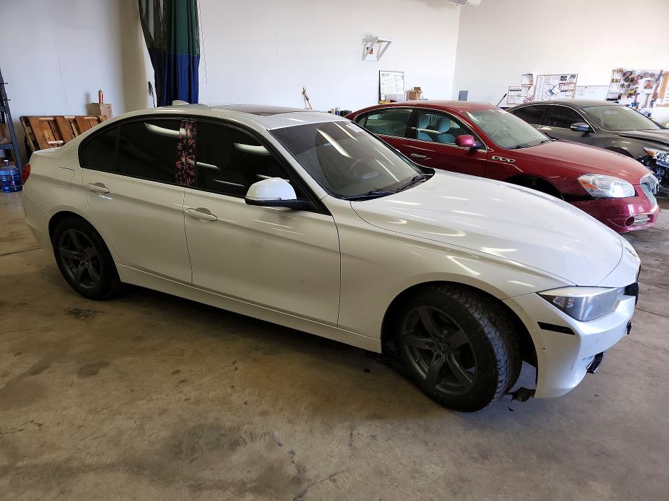 Photo 4 from auction – 2015 BMW 320 I XDRI with VIN WBA3C3G51FNS74498