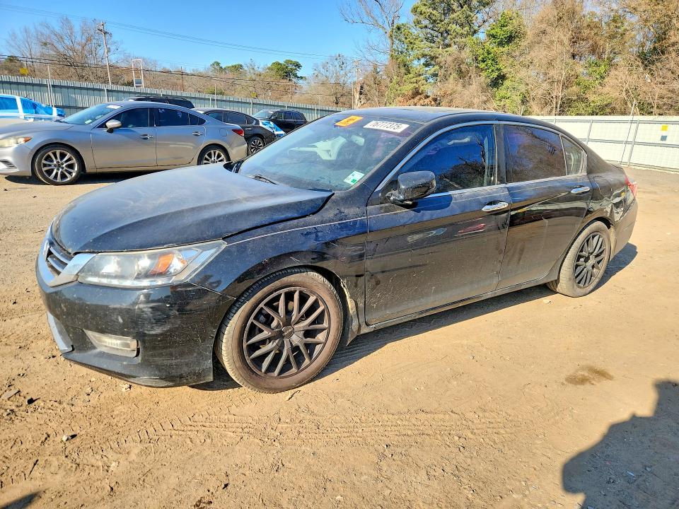 HONDA ACCORD 2014 with VIN 1HGCR3F84EA005562 - Photo from auction