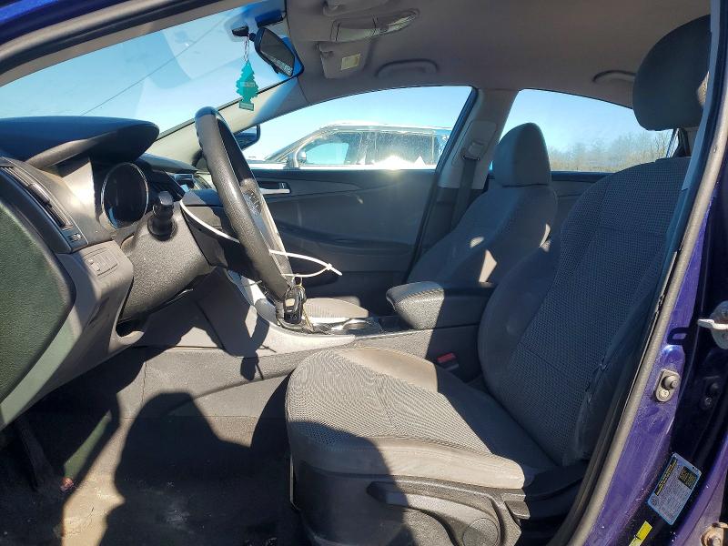 Photo 7 from auction – 2011 HYUNDAI SONATA with VIN 5NPEB4AC7BH225859