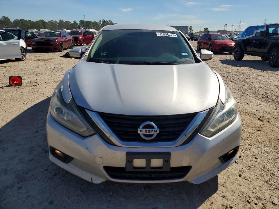 Zdjęcie 5 z aukcji – 2018 NISS ALTIMA z VIN 1N4AL3AP4JC235175