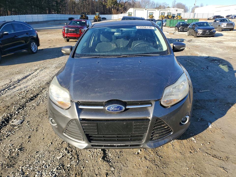 Photo 5 from auction – 2013 FORD FOCUS with VIN 1FADP3F26DL258914