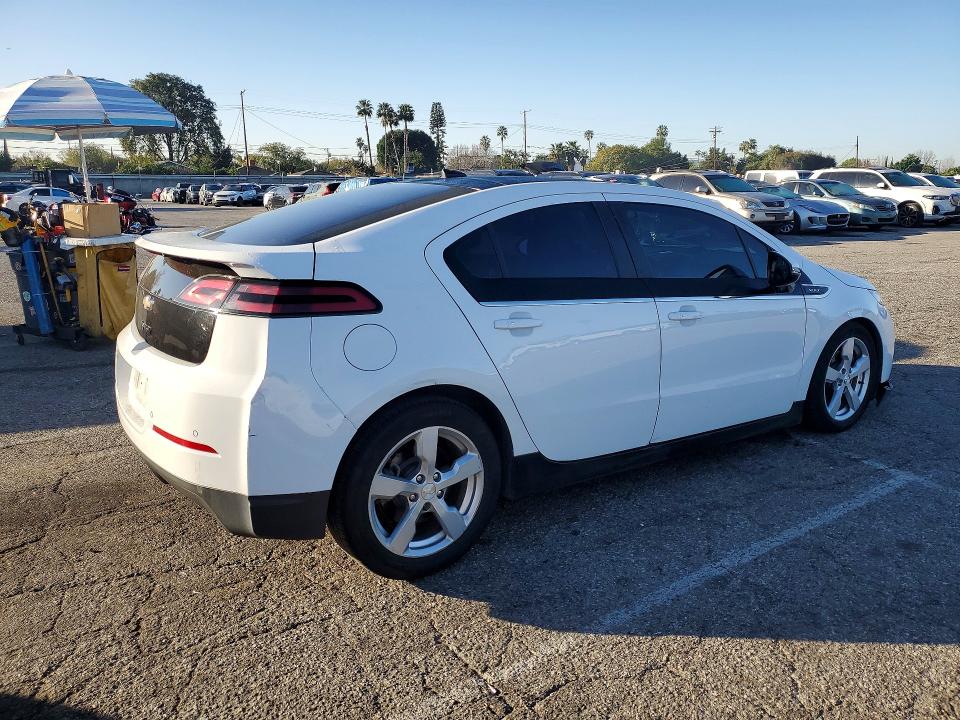 Photo 3 from auction – 2012 CHEVROLET VOLT with VIN 1G1RH6E44CU123675