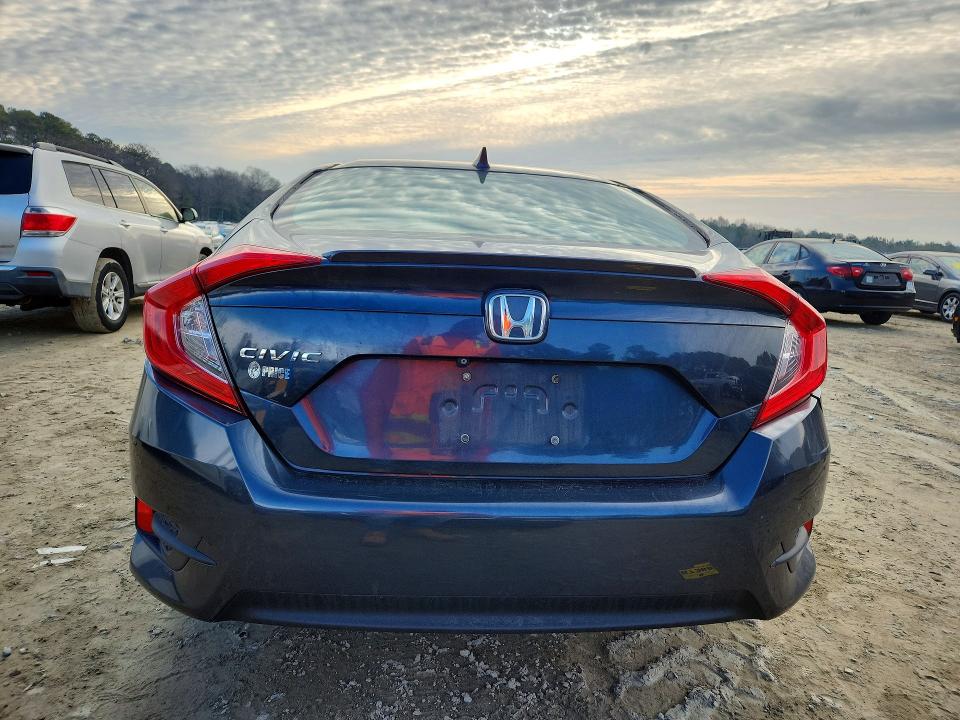Photo 6 from auction – 2016 HONDA CIVIC with VIN 19XFC1F31GE212545