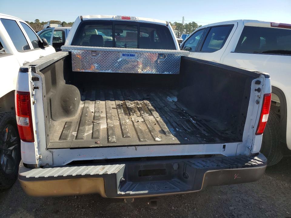 Photo 6 from auction – 2004 FORD F150 with VIN 1FTPX12594NC71639