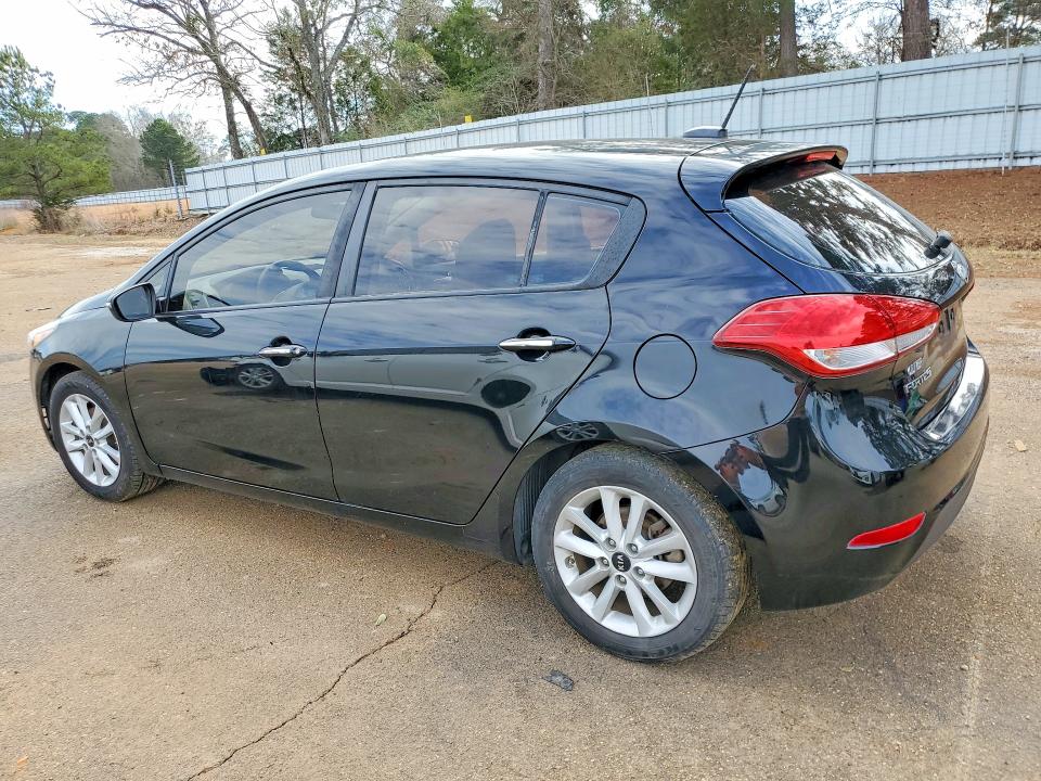 Photo 2 from auction – 2017 KIA FORTE LX with VIN KNAFK5A84H5674203