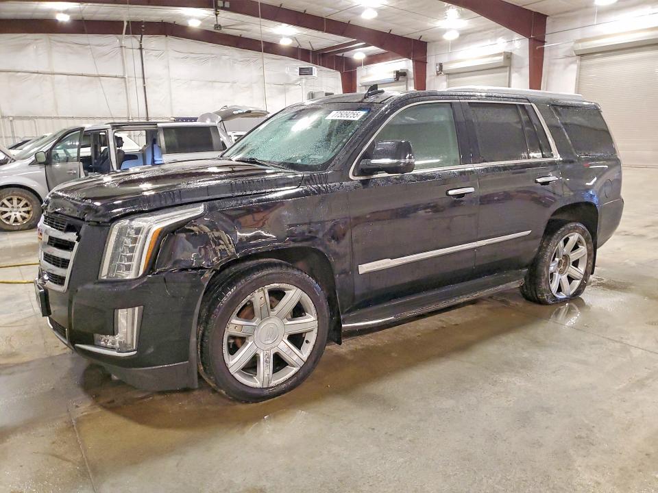 2016 CADILLAC ESCALADE - Търг №77509255