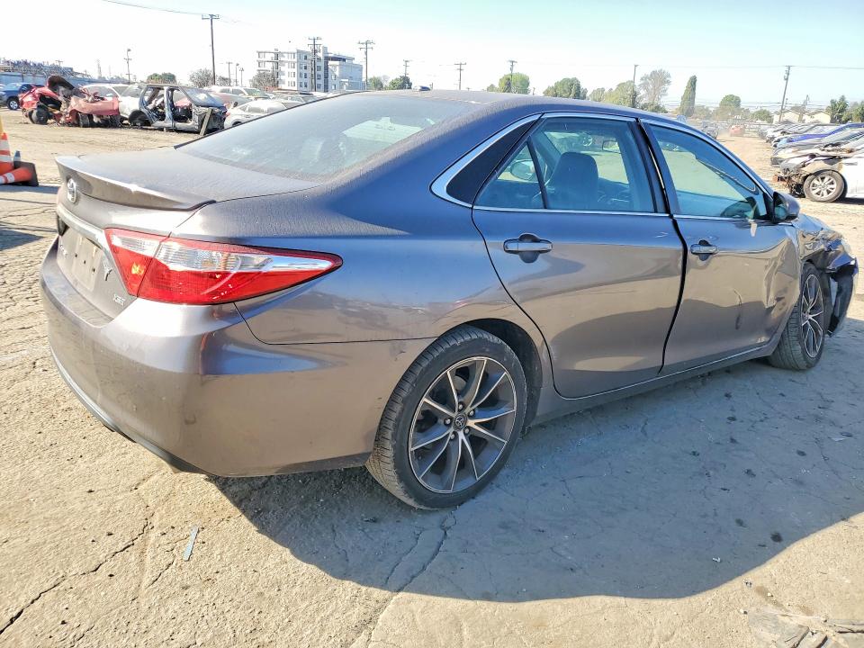 Photo 3 from auction – 2016 TOYOTA CAMRY with VIN 4T1BF1FKXGU518931