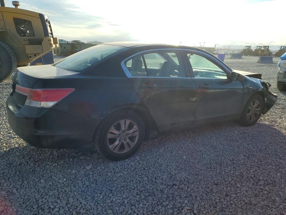 Фото 3 с аукциона – 2012 HONDA ACCORD с VIN 1HGCP2F64CA150211