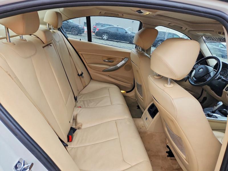 Photo 10 from auction – 2012 BMW 328 I with VIN WBA3A5G57CNP16293