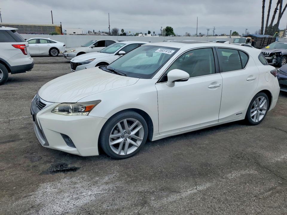 LEXUS CT 2014 with VIN JTHKD5BH1E2197834 - Photo from auction