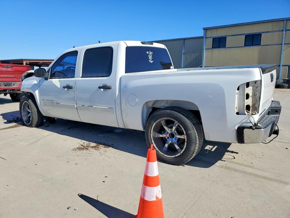 Photo 2 from auction – 2007 CHEVROLET SILVERADO with VIN 3GCEC13J57G554907