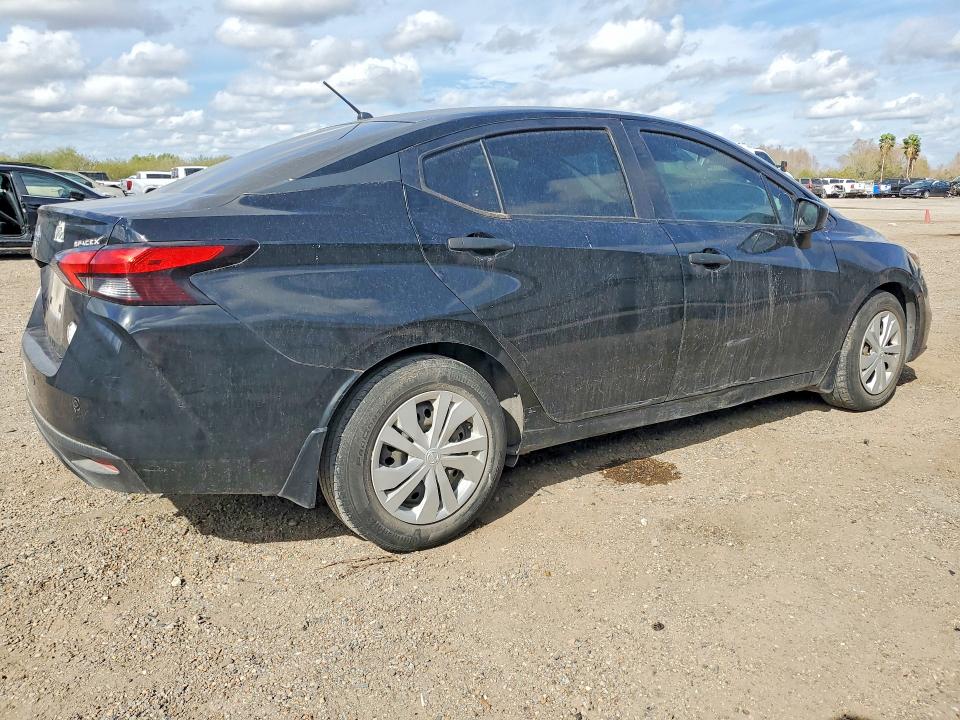Photo 3 from auction – 2021 NISSAN VERSA with VIN 3N1CN8DV8ML911529
