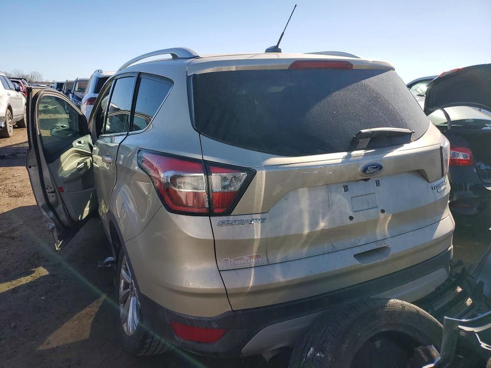 Photo 6 from auction – 2017 FORD ESCAPE with VIN 1FMCU9J96HUA36925