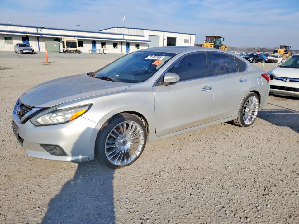 Photo 1 from auction – 2017 NISSAN ALTIMA 2.5 with VIN 1N4AL3AP0HC216505