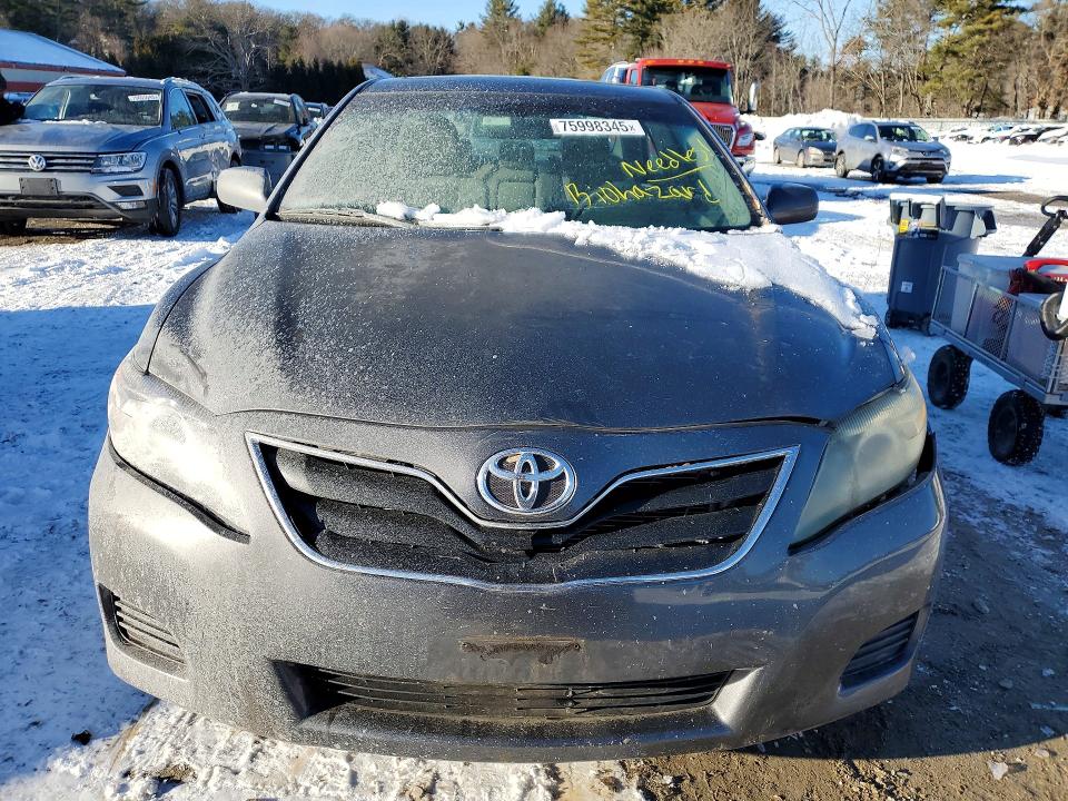 Photo 5 from auction – 2011 TOYOTA CAMRY with VIN 4T4BF3EK4BR209953