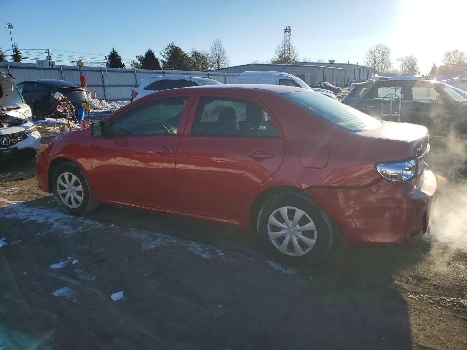 Photo 2 from auction – 2013 TOYOTA COROLLA with VIN JTDBU4EE4DJ120960