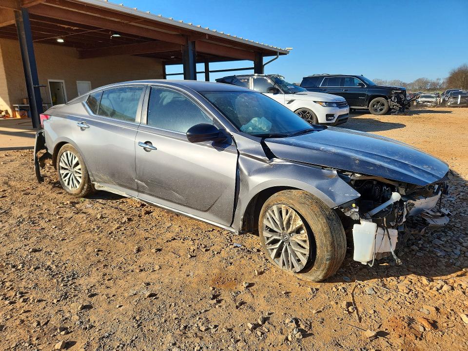 Photo 4 from auction – 2024 NISSAN ALTIMA with VIN 1N4BL4DVXRN335155