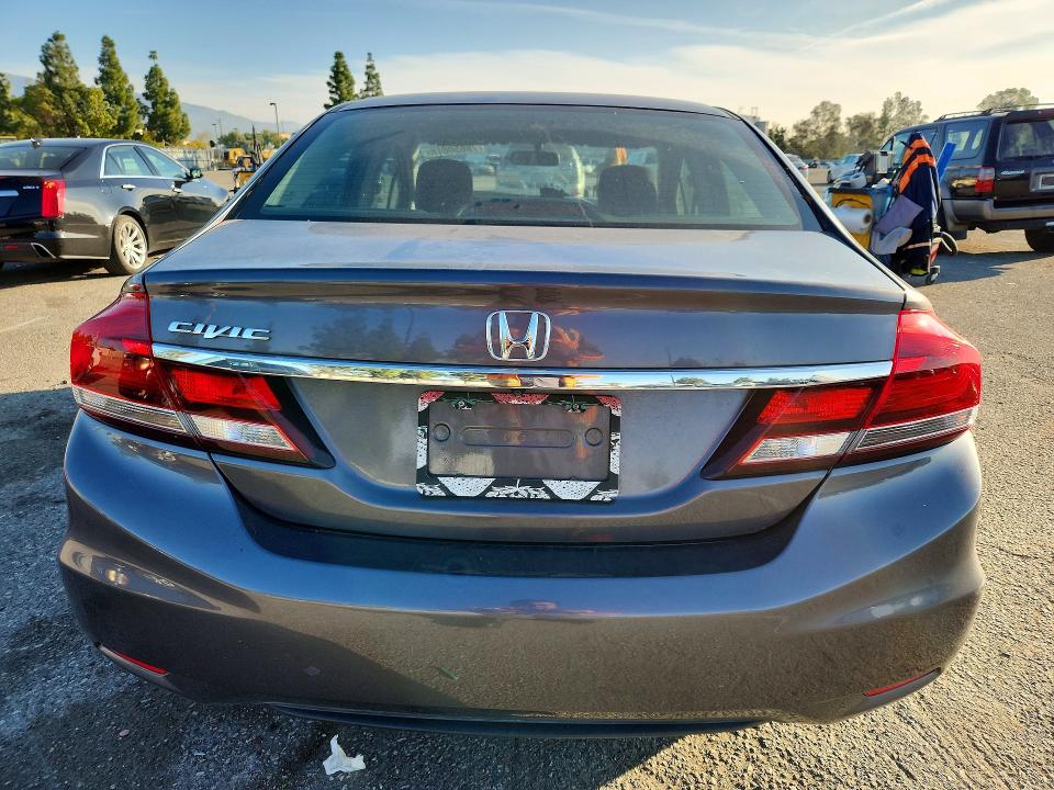 Photo 6 from auction – 2015 HONDA CIVIC with VIN 19XFB2F58FE707981